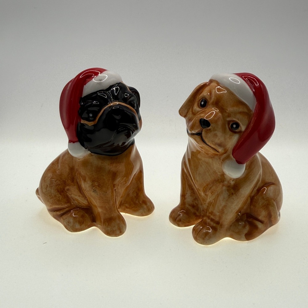 Christmas Puppy Dog Salt and Pepper Shakers Set Pug Golden Retriever Santa Hats